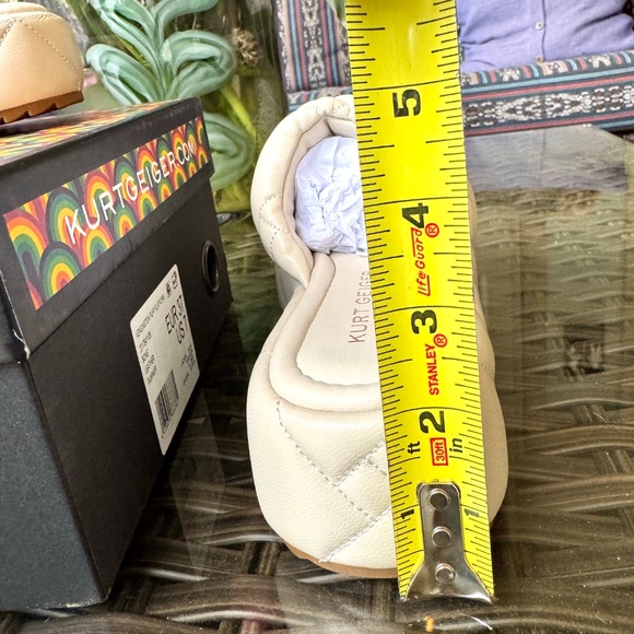 NIB Kurt Geiger Quilted London Puff Leather Slide size 7 - Picture 5 of 6